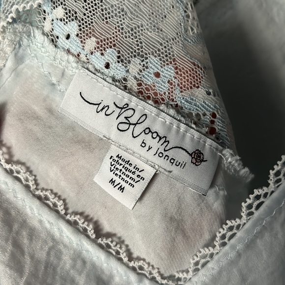 Light blue night gown size M - Picture 7 of 9